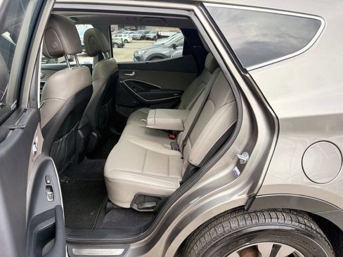 Used 2013 Hyundai Santa Fe Sport AWD/4WD image 23