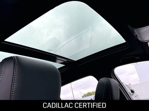 Used 2023 Cadillac XT4 Premium Luxury w/ Cold Weather Package image 13