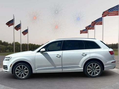 Used 2017 Audi Q7 3.0T Premium Plus AWD/4WD image 4
