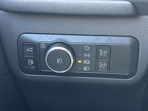 Used 2023 Ford Escape Platinum FWD image 29