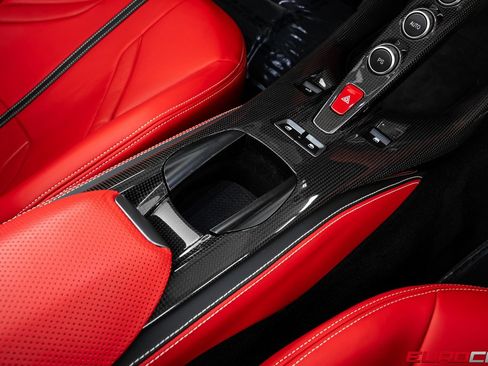 Used 2022 Ferrari 812 GTS image 34