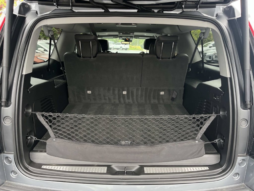 Used 2020 Cadillac Escalade ESV Premium Luxury w/ Escalade Sport Edition AWD/4WD image 25