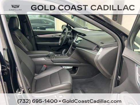 Used 2023 Cadillac XT5 Luxury w/ LPO, Floor Liner Package image 7