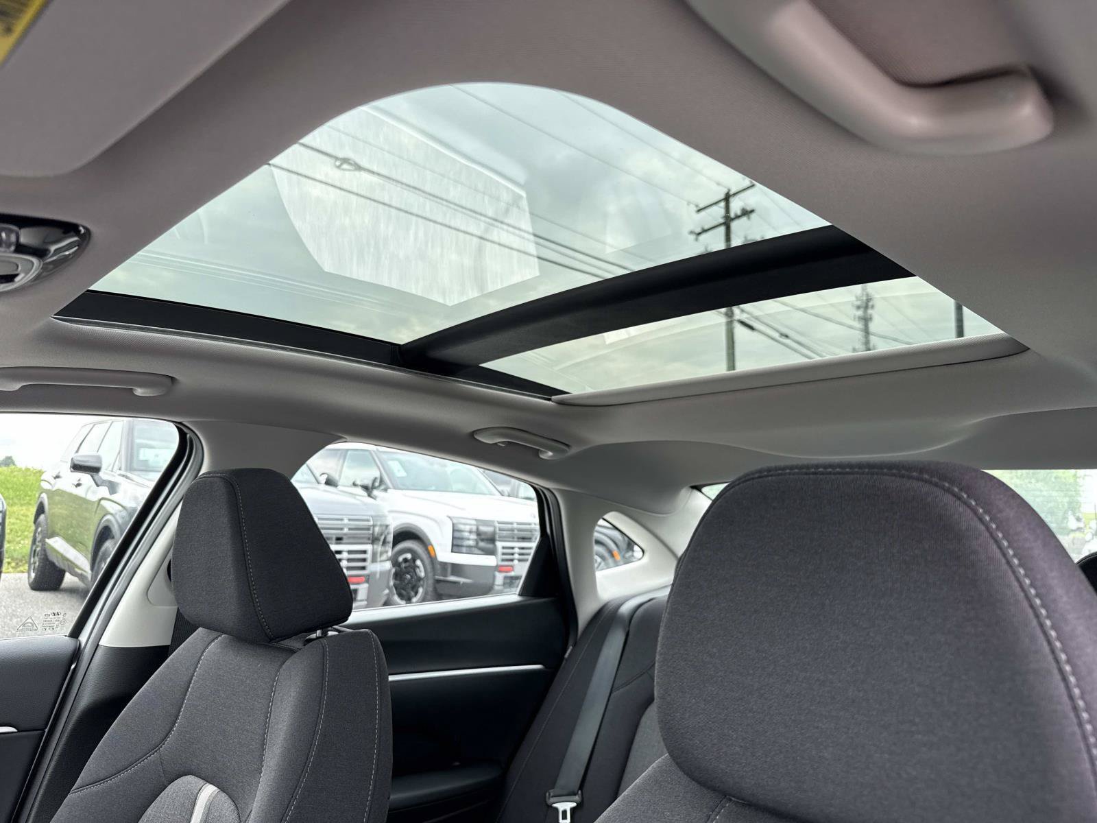 Certified 2025 Hyundai Sonata SEL FWD image 4
