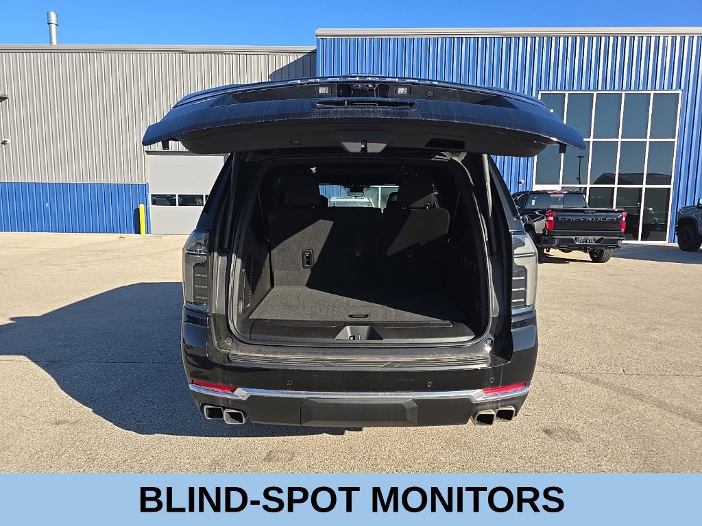 Used 2026 Chevrolet Suburban High Country AWD/4WD image 6