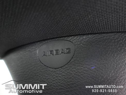 New 2027 Chrysler Pacifica Limited AWD/4WD image 58