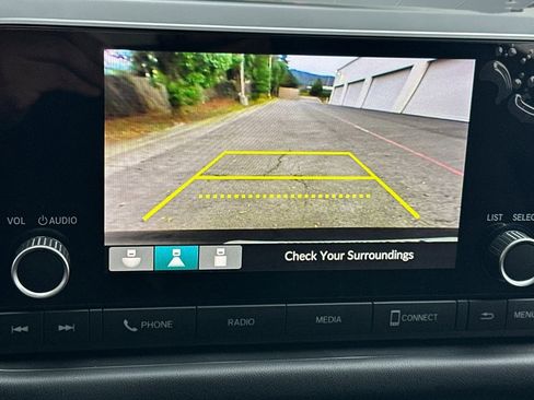 Certified 2025 Honda HR-V LX image 24