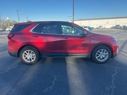 Used 2024 Chevrolet Equinox LT image 5