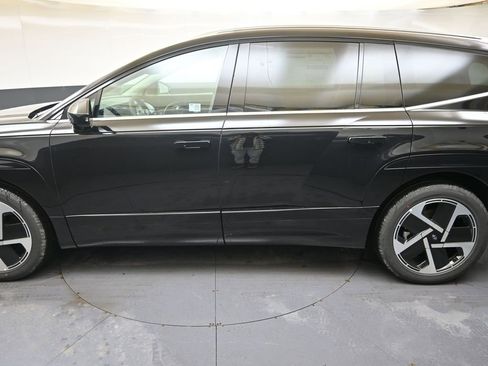 Used 2026 Hyundai Ioniq 9 Calligraphy image 3