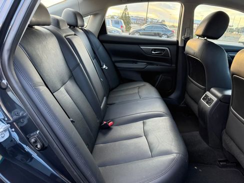 Used 2015 Nissan Altima 2.5 SL w/ Technology Package image 20