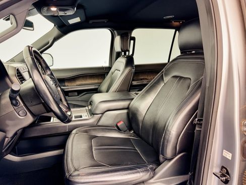 Used 2020 Ford Expedition Limited RWD image 5