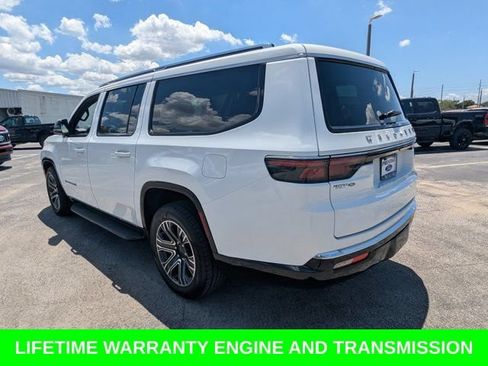 Used 2024 Jeep Wagoneer L Series II w/ Flexible Seating Group RWD image 7