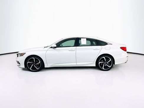Used 2018 Honda Accord Sport image 4