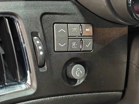 Used 2011 Cadillac CTS Premium image 34