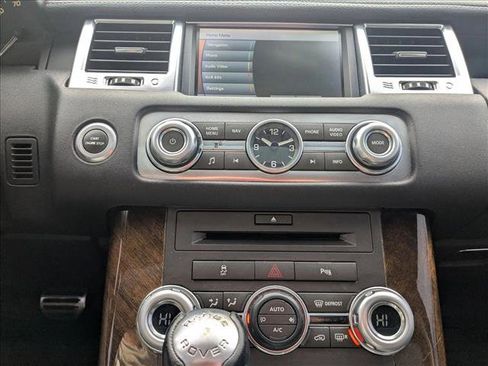 Used 2011 Land Rover Range Rover Sport HSE image 16