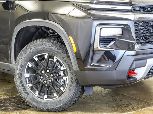 New 2026 Chevrolet Traverse Z71 w/ Driver Confidence Package image 4