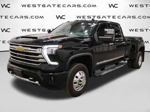 Used 2024 Chevrolet Silverado 3500 High Country w/ High Country Premium Package AWD/4WD image 1