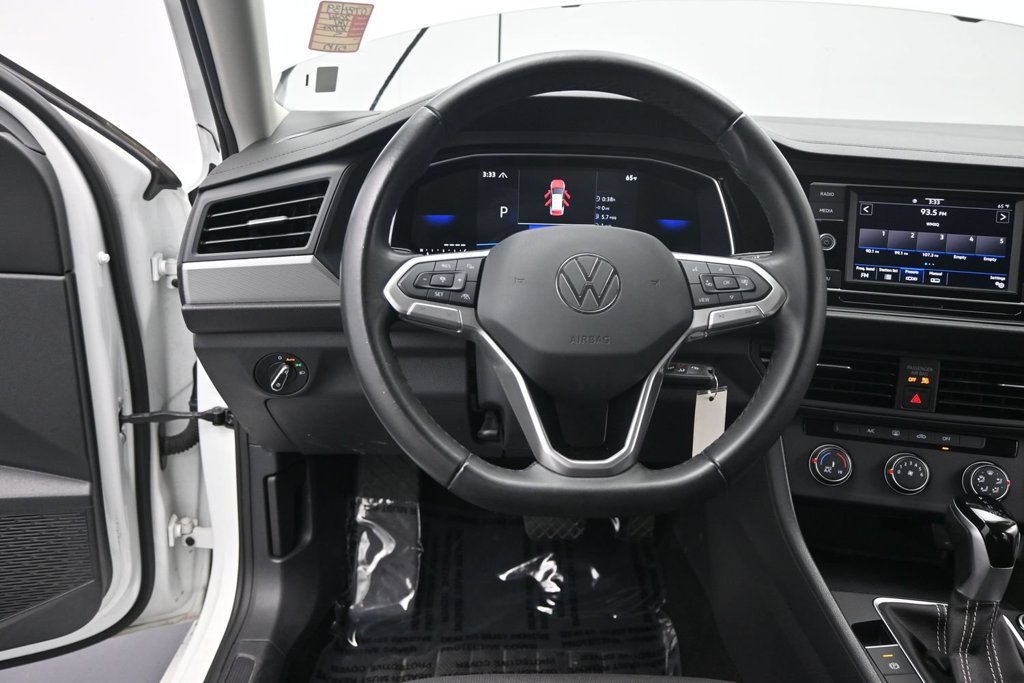 Used 2024 Volkswagen Jetta S FWD image 31