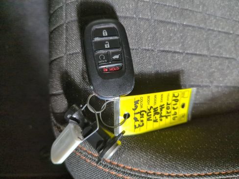 Certified 2026 Honda HR-V Sport image 24