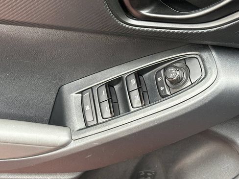 Used 2024 Subaru Crosstrek 2.0i AWD/4WD image 15