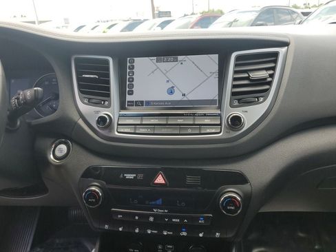 Used 2018 Hyundai Tucson Limited w/ Ultimate Package 02 FWD image 31