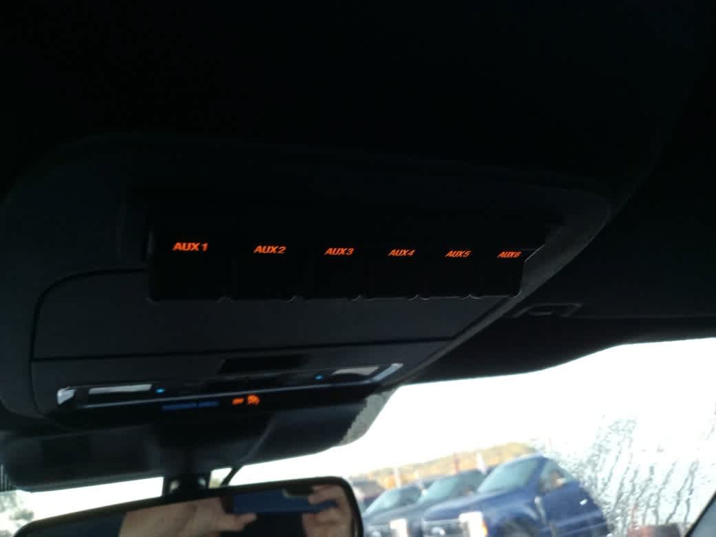 Used 2025 Ford F150 Raptor AWD/4WD image 29