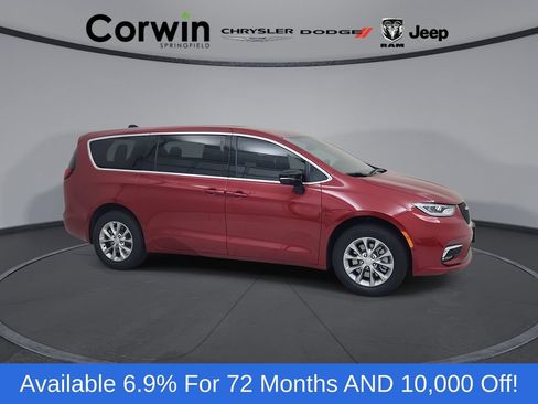New 2026 Chrysler Pacifica Select AWD/4WD image 1