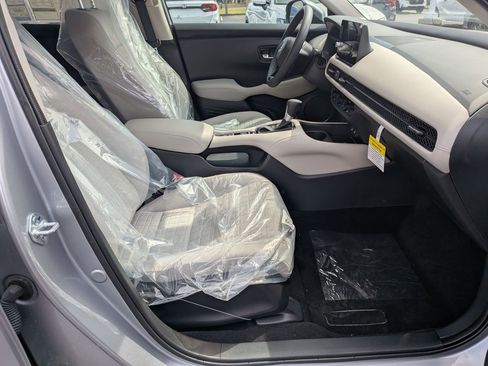New 2026 Honda HR-V LX image 33