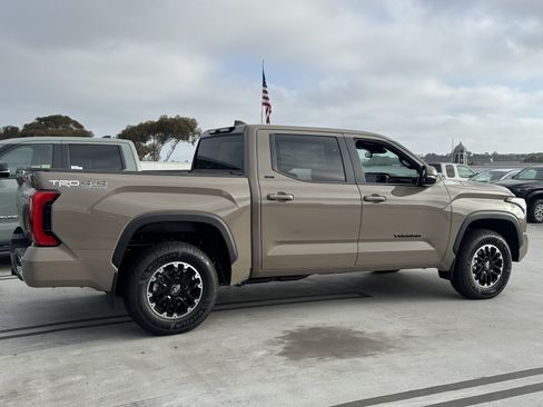 New 2026 Toyota Tundra SR5 AWD/4WD image 12