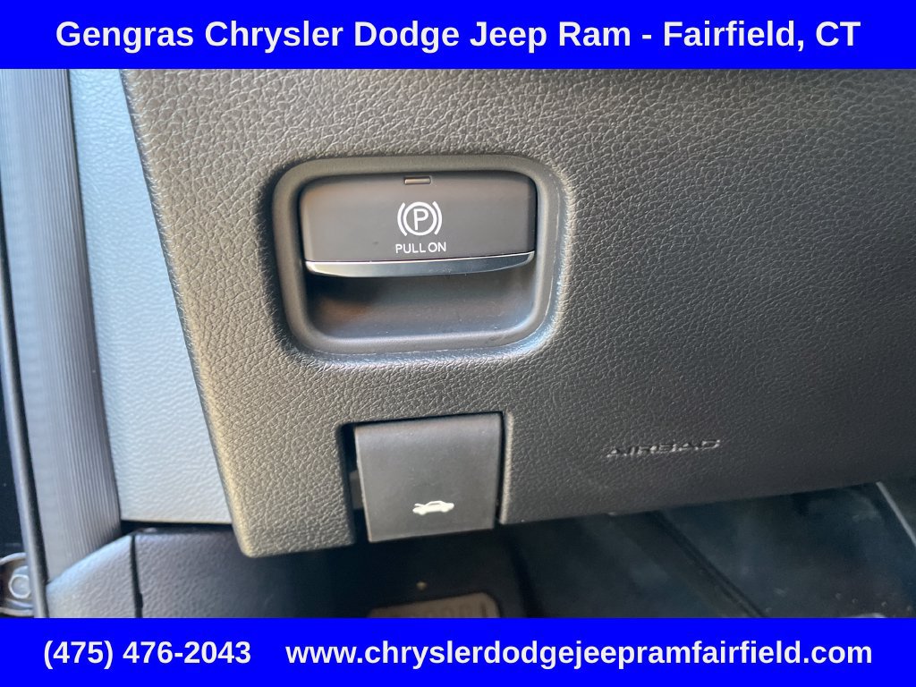 Used 2025 Jeep Grand Cherokee Limited AWD/4WD image 50