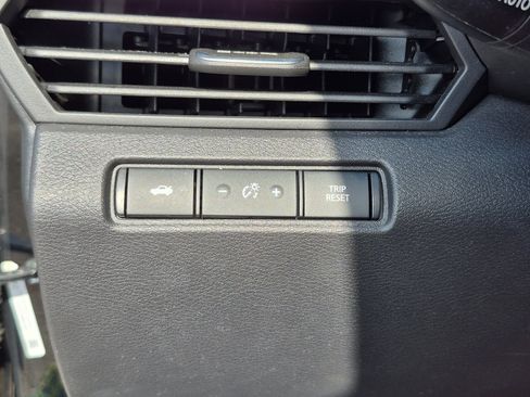 Certified 2025 Nissan Altima 2.5 SR FWD image 28