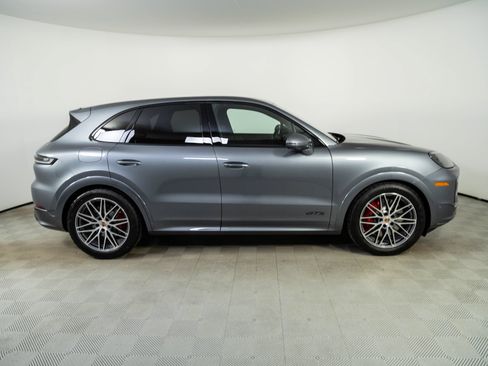New 2026 Porsche Cayenne GTS AWD/4WD image 28