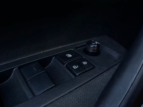 Used 2026 Toyota Corolla LE FWD image 23