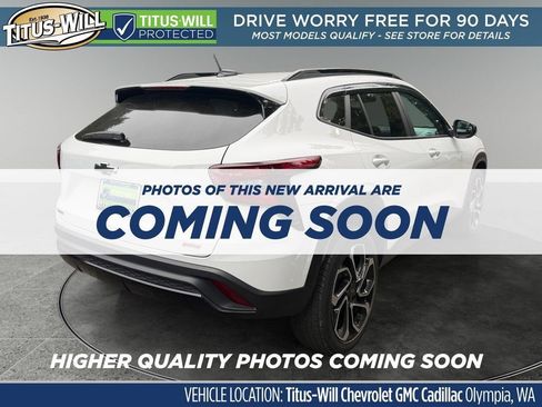 Used 2024 Chevrolet Trax RS FWD image 4