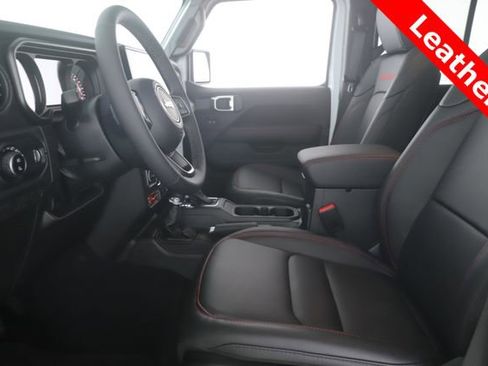 Used 2026 Jeep Gladiator Rubicon image 16