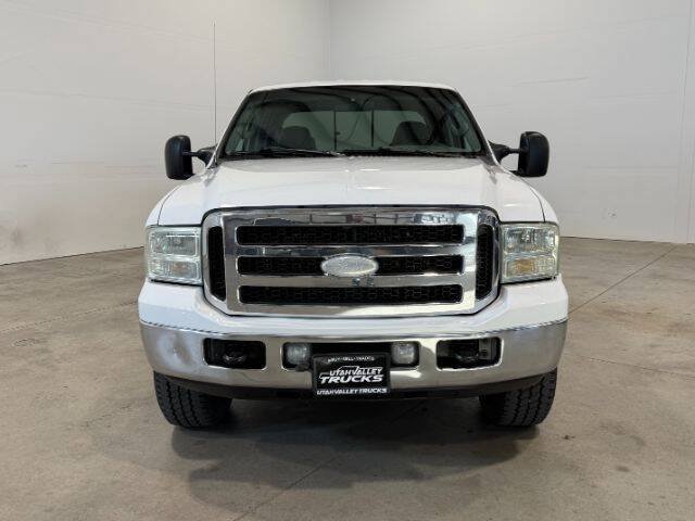 Used 2005 Ford F350 XLT AWD/4WD image 3
