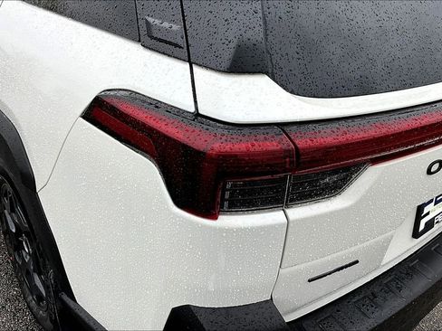 Used 2026 Subaru Outback Limited AWD/4WD image 19