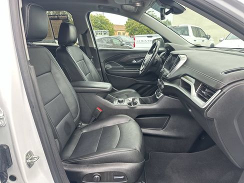 Used 2022 GMC Terrain SLT FWD image 22