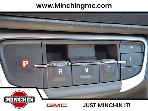 Used 2022 GMC Terrain SLT w/ Tech Package AWD/4WD image 16