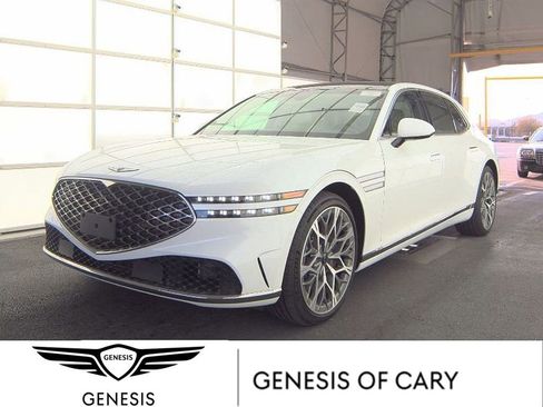 Used 2025 Genesis G90 3.5T image 1