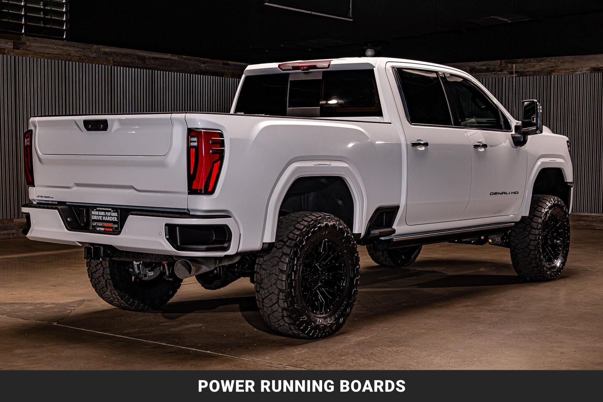 Used 2025 GMC Sierra 2500 Denali w/ Denali Reserve Package AWD/4WD image 10