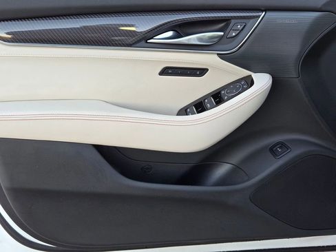 New 2026 Cadillac CT5 V w/ LPO, ONYX Package image 24