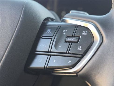 Certified 2025 Lexus LX 600 4WD w/ Appearance Package image 33
