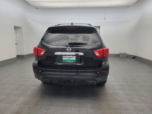 Used 2019 Nissan Pathfinder SL image 7