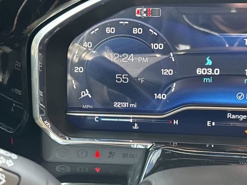 Used 2024 Chevrolet Silverado 3500 LTZ w/ LTZ Convenience Package image 18