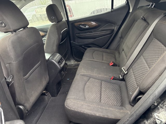 Used 2021 GMC Terrain SLE w/ Driver Convenience Package AWD/4WD image 9