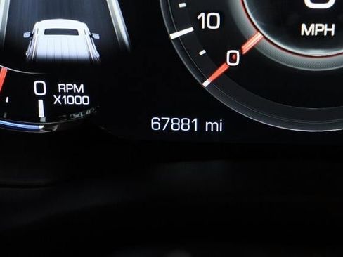 Used 2019 Cadillac Escalade Platinum image 17