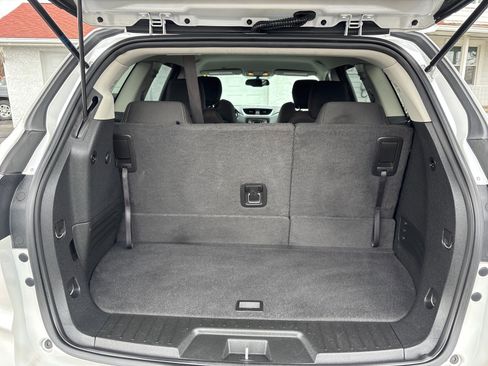 Used 2017 Chevrolet Traverse LT w/ Graphite Special Edition image 17