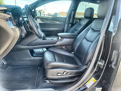 Used 2023 Cadillac XT5 Sportv w/ Technology Package AWD/4WD image 11