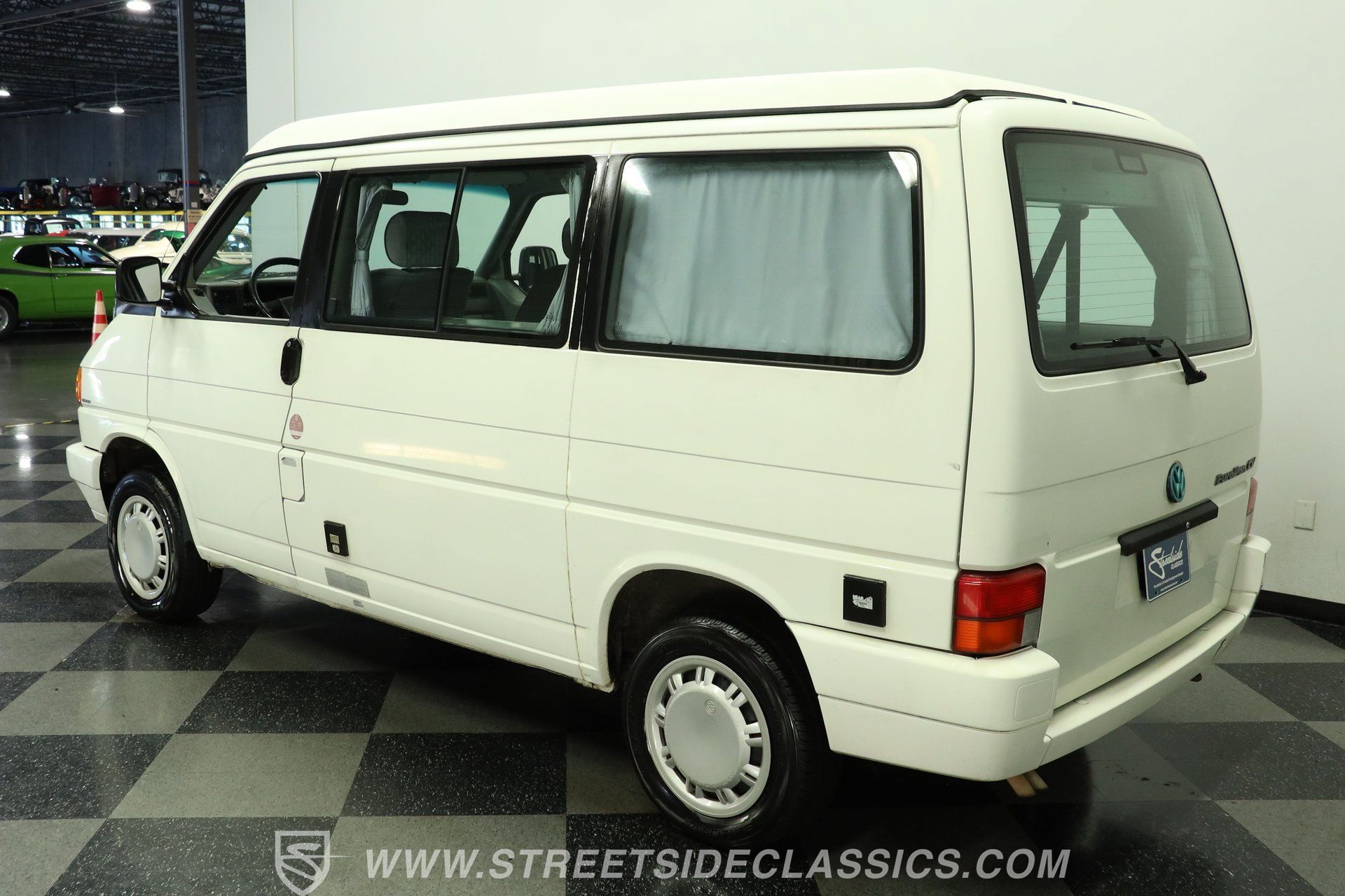 Used 1992 Volkswagen Eurovan Camper FWD image 7